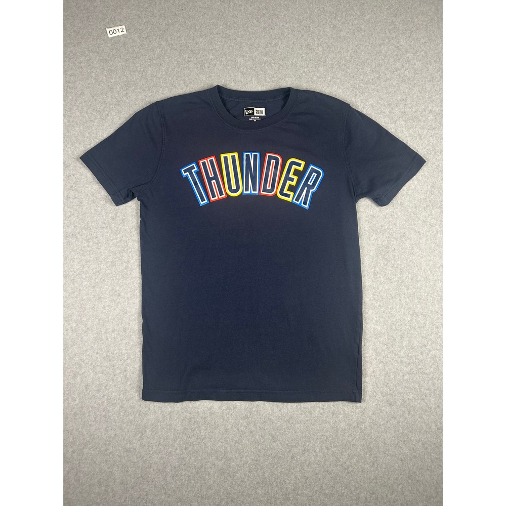 New Era Graphic Tee OKC Thunder NBA Size M Navy Blue Streetwear